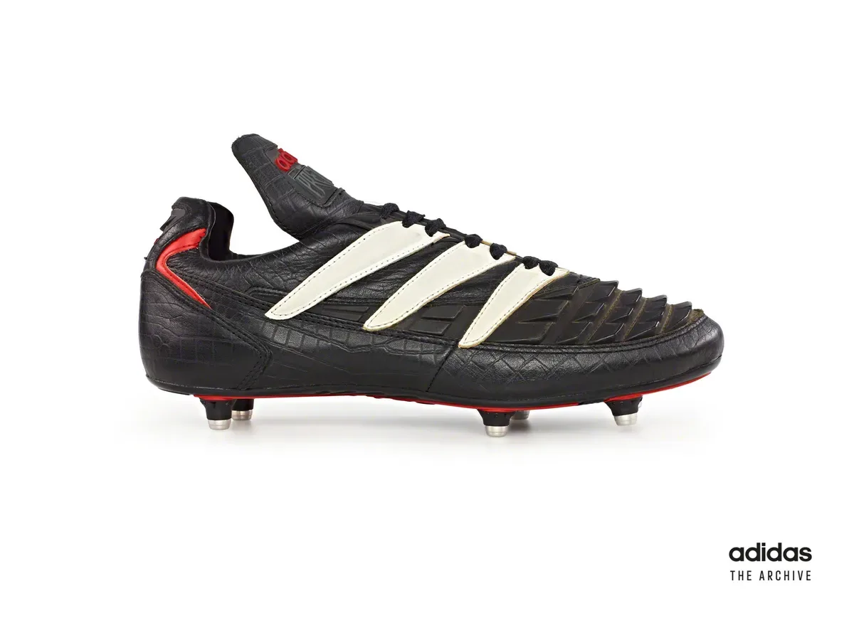 adidas Predator Rapier from 1995 in black, white and red, the first Predator with a fold-over tongue